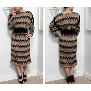 70s Zigzag Patterned Batwing Sweater Dress w/ Waist Cinching Belt, Dolman Sleeve